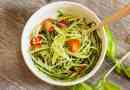 Hur man gör zucchininudlar utan en spiralizer