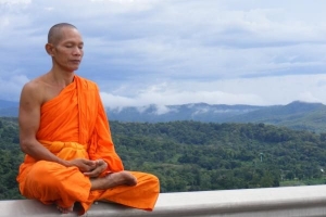 Hur lever buddhistiska munkar?