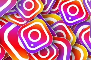 Hur många berättelser kan jag lägga upp på instagram?