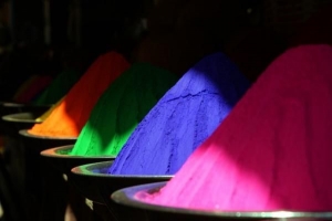 Hur man firar holi i indien