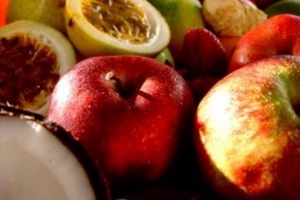 Hur man desinficerar frukt och grönsaker innan man äter