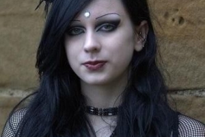 Hur man gör en goth-dräkt till halloween