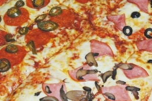 Hur man gör en äkta napolitansk pizzasås