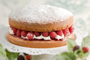 Hur man gör en enkel och fluffig sockerkaka