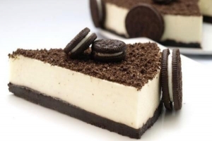 Hur man gör en enkel oreo-tårta