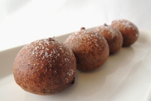 Hur man gör chokladfritters hemma