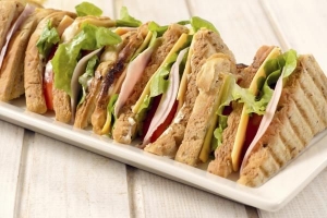 Hur man gör läckra smörgåsar till lunch