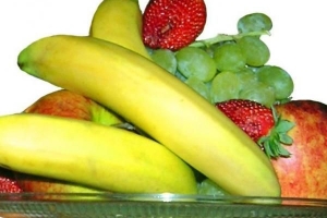 Hur man gör enkla fruktsallader: 3 enkla recept