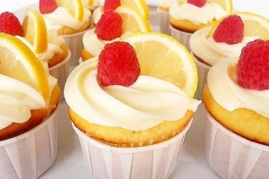 Hur man gör citronfrosting från grunden