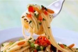 Hur man gör spaghetti med grönsaker
