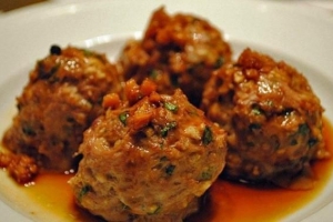 Hur man gör vegetariska dumplings från grunden