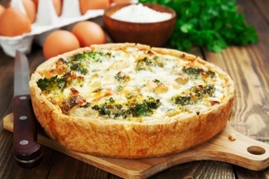 Hur man gör vegetarisk quiche utan ägg