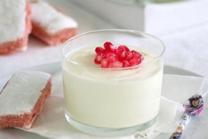Hur man gör yoghurtmousse