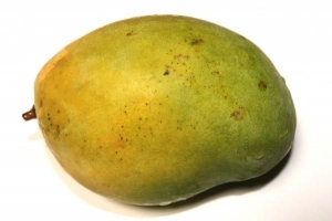 Hur man skalar och skär en mango på rätt sätt