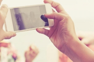 Hur man återställer raderade bilder från iphone och android