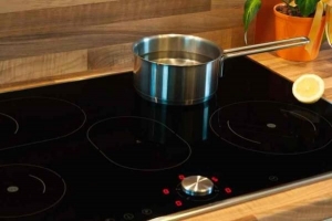 Hur man tar bort repor från din glaskeramiska spishäll