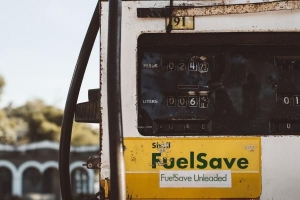Hur man avgör om din bil är diesel eller bensin