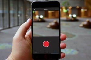 Hur man laddar upp en instagram-berättelse från galleriet