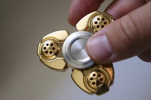 Vad är fidget spinners för - allt du behöver veta