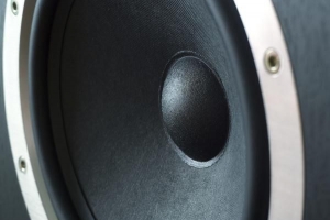 Varför fungerar inte min bilsubwoofer?