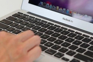 Varför överhettas min macbook så snabbt